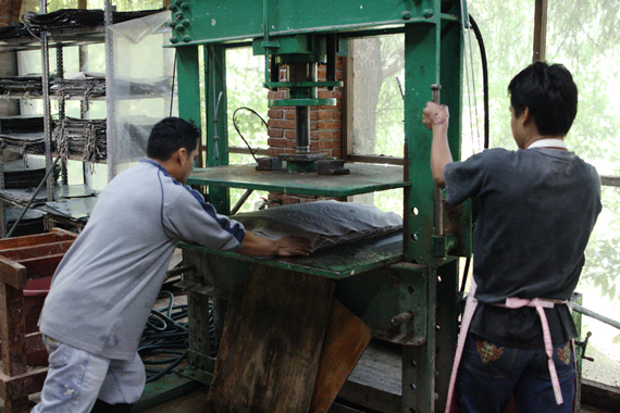 transferring sheet to a metal tray