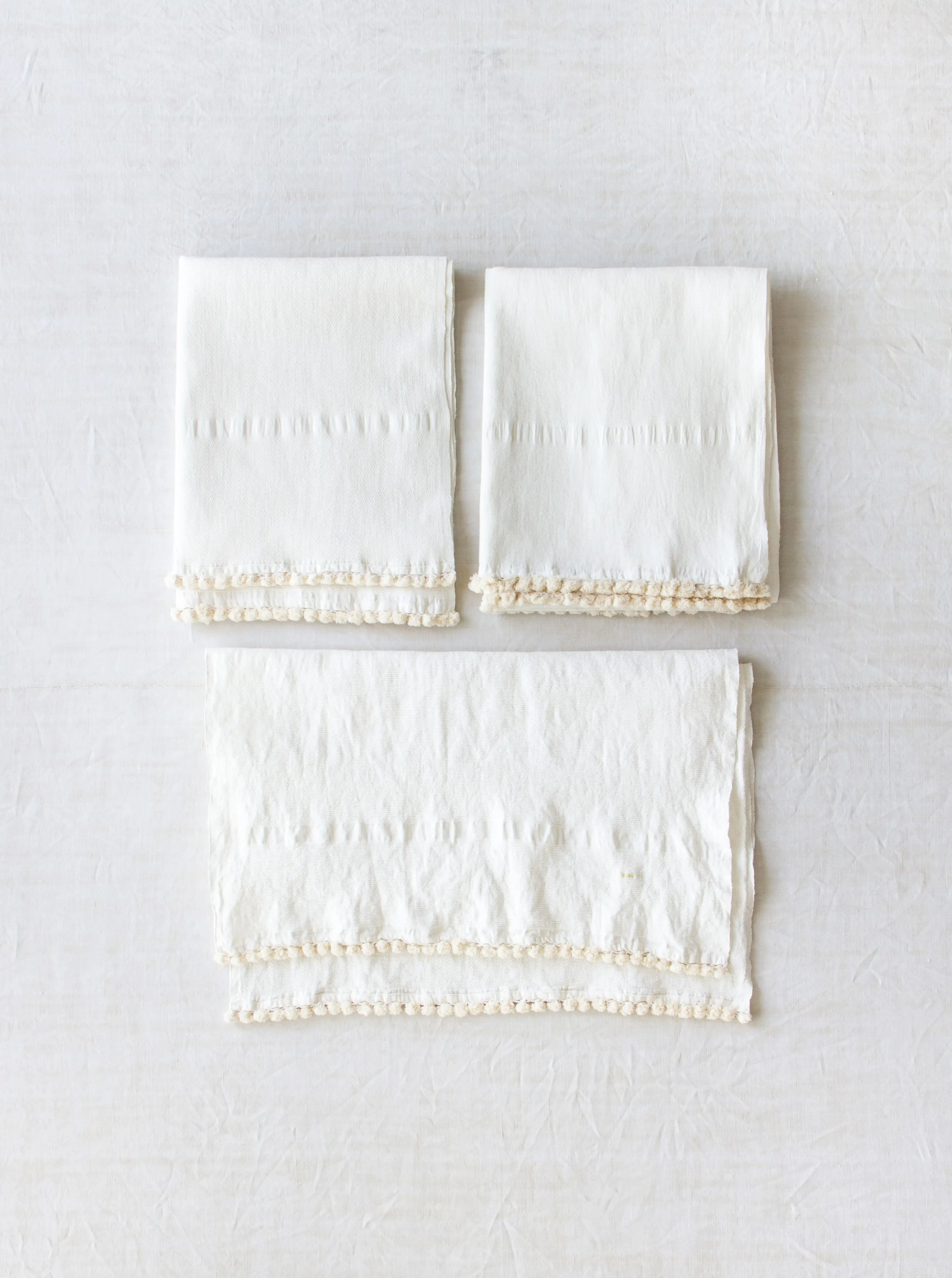 niloufer hand towel – set of 3